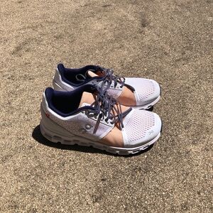 OnCloud CloudStratus Womens Shoes